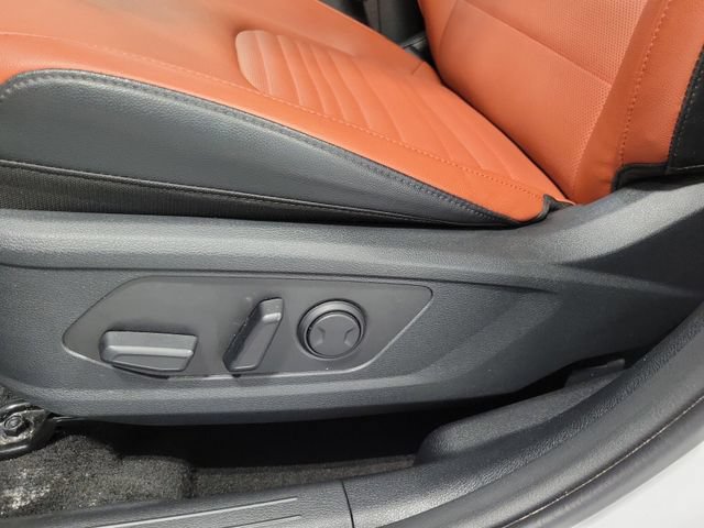 Used 2026 Kia Sportage SX AWD/4WD image 9