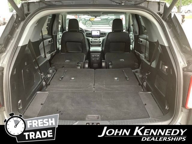 Certified 2023 Ford Explorer XLT w/ Equipment Group 202A AWD/4WD image 37
