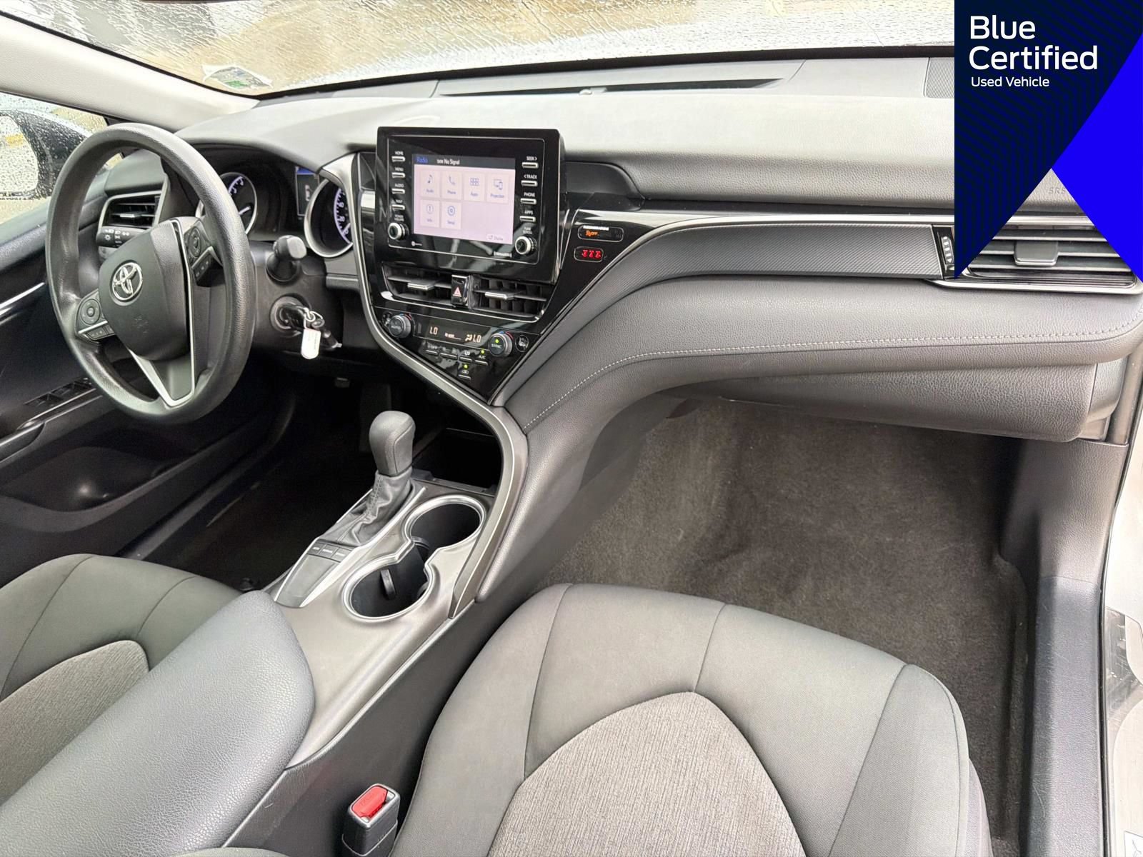 Used 2022 Toyota Camry LE FWD image 17