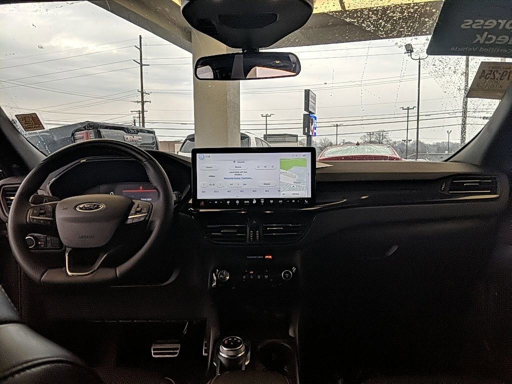 Certified 2024 Ford Escape ST-Line w/ Tech Pack #1 image 14