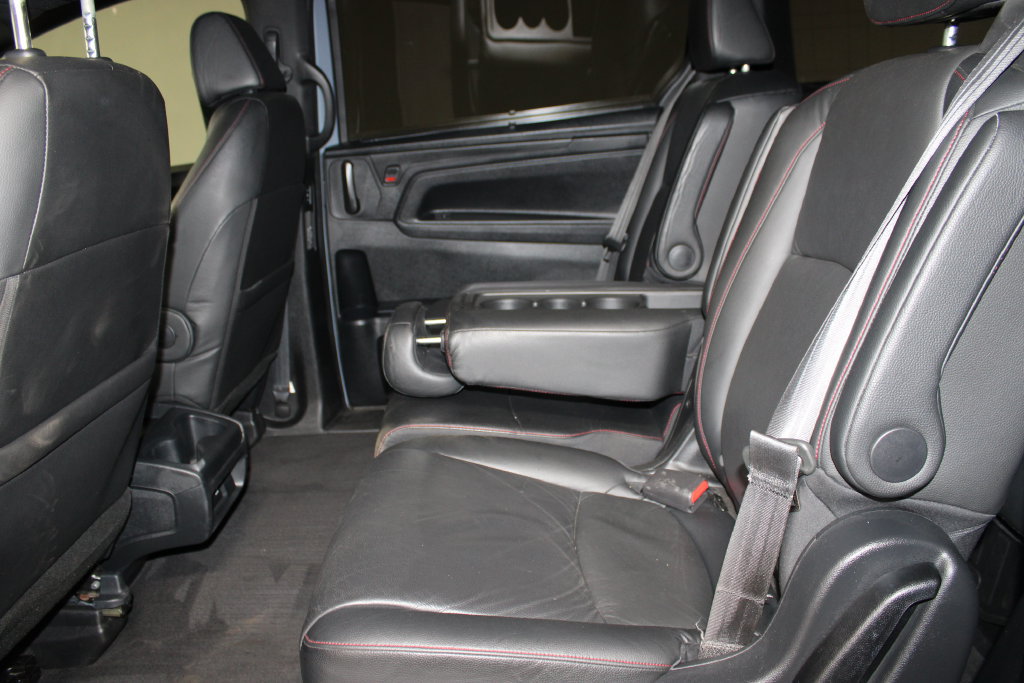 Used 2023 Honda Odyssey Sport image 25