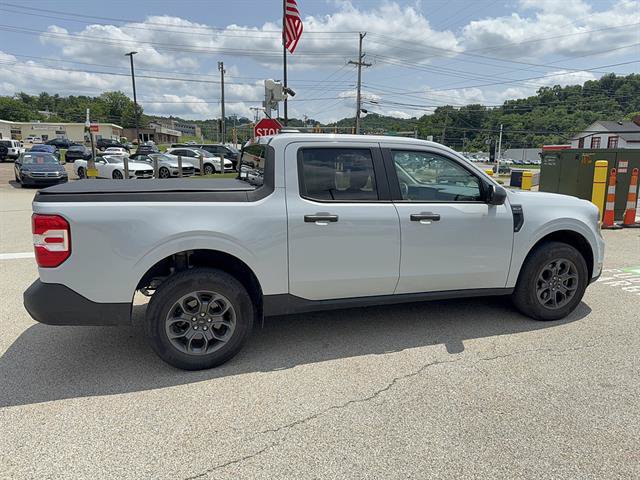 Certified 2025 Ford Maverick XLT w/ Equipment Group 302A AWD/4WD image 3
