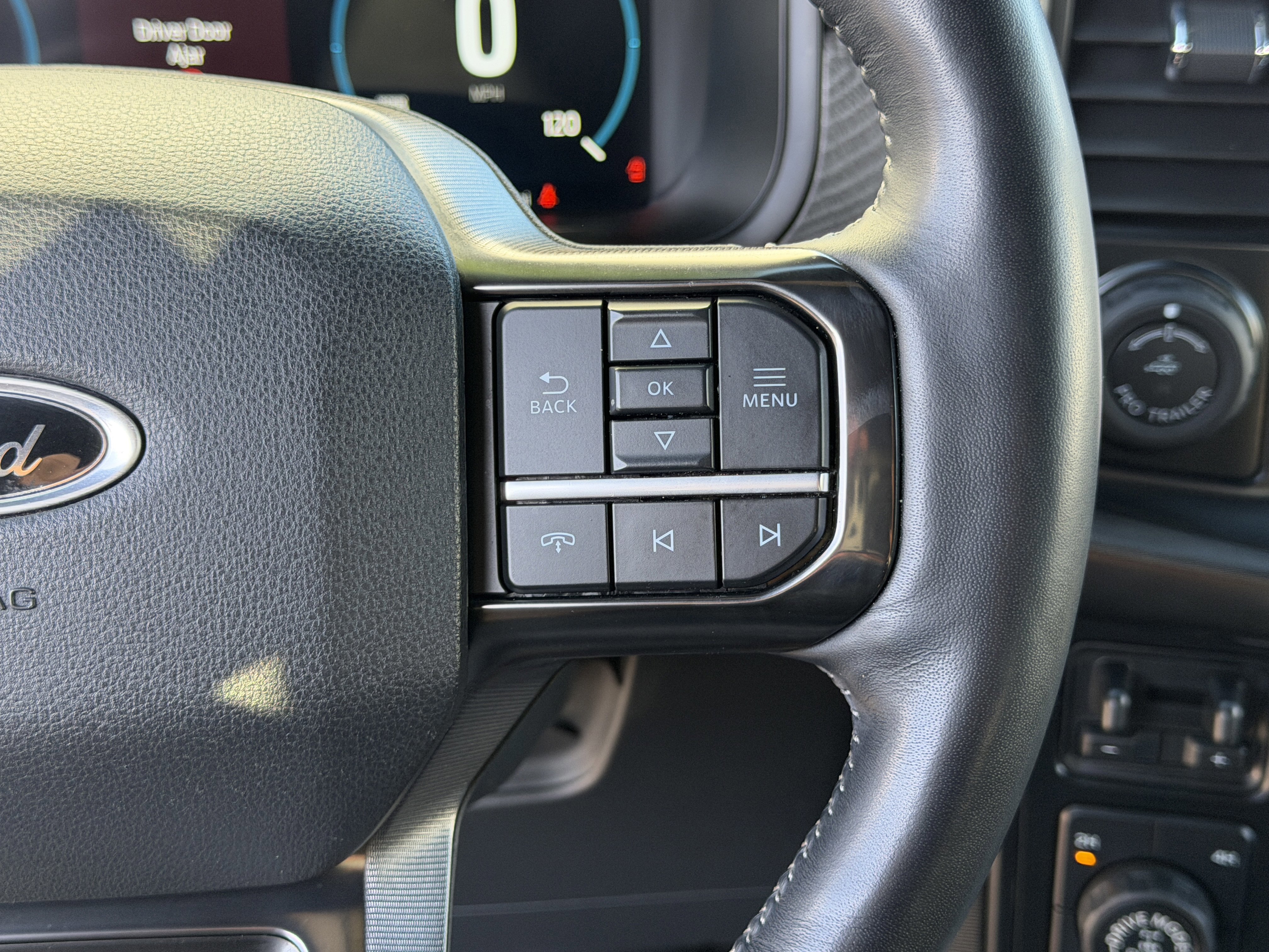 Certified 2023 Ford F150 Platinum w/ Equipment Group 701A High image 16