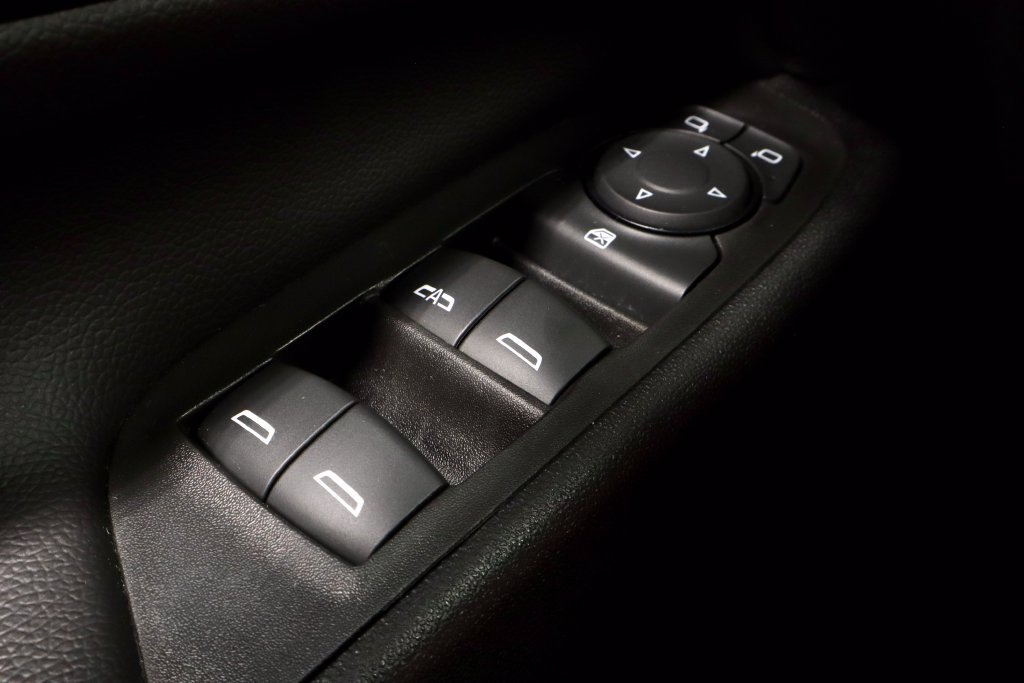 Used 2022 Chevrolet Equinox LT AWD/4WD image 24