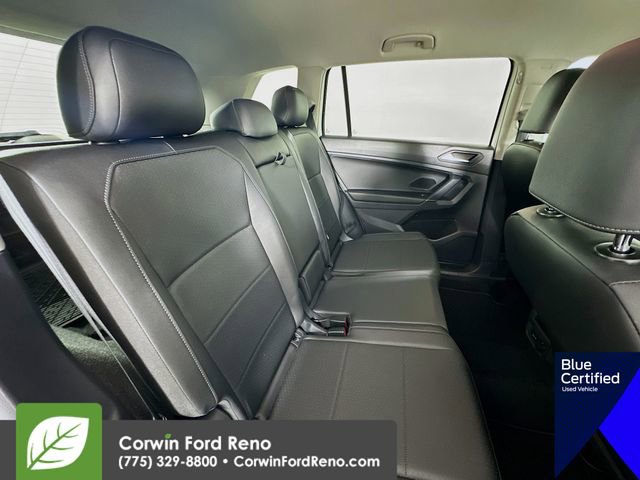 Used 2020 Volkswagen Tiguan SE image 28