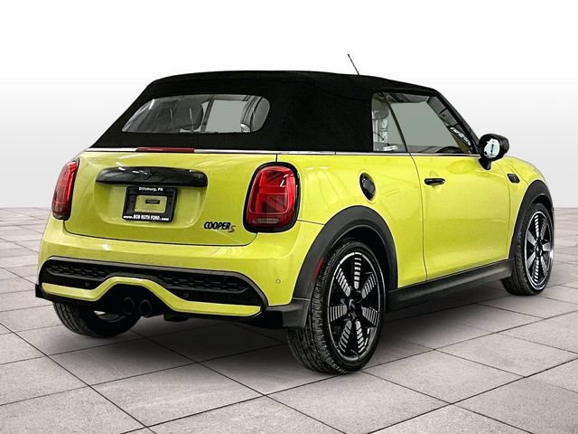 Used 2022 MINI Cooper S w/ Driver Assistance Package FWD image 11