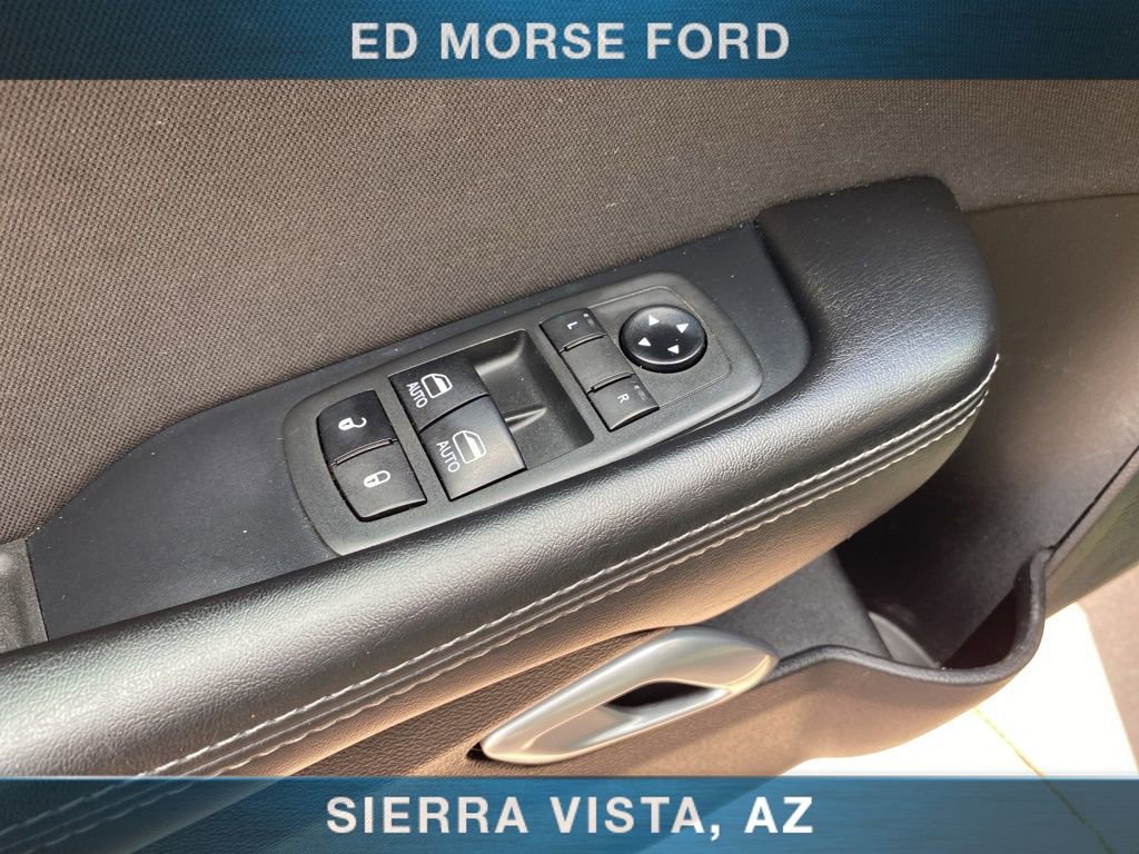 Used 2021 Dodge Challenger SXT AWD/4WD image 18