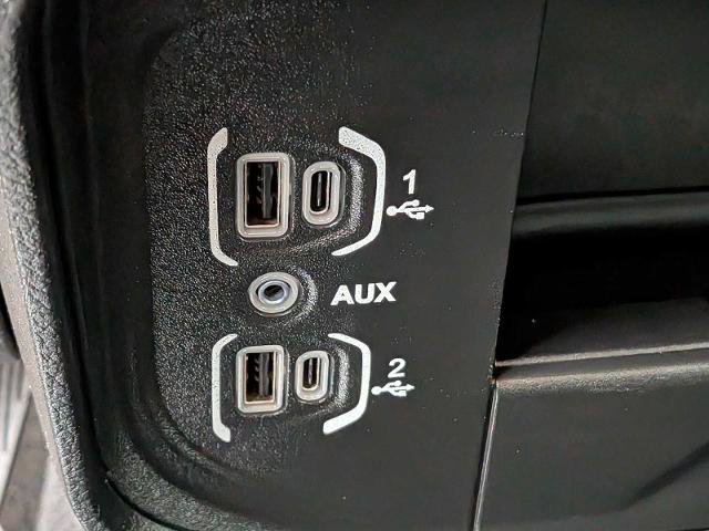 Used 2024 RAM 2500 Big Horn w/ Safety Group AWD/4WD image 23