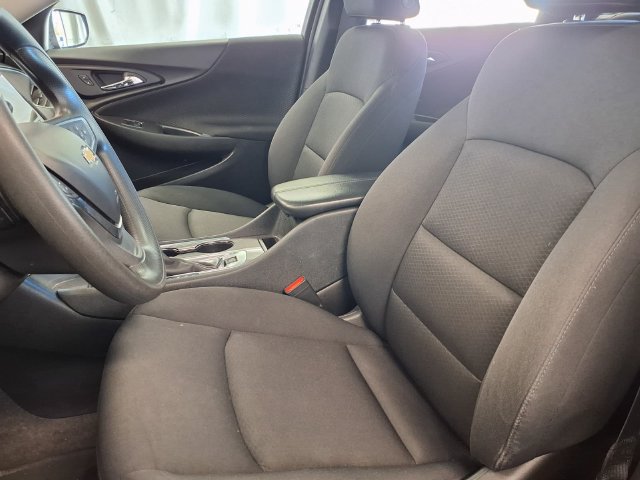 Used 2024 Chevrolet Malibu LT FWD image 3