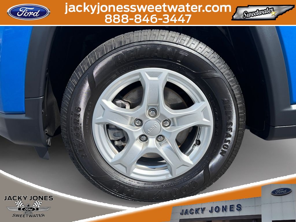Used 2022 Jeep Compass Sport FWD image 9