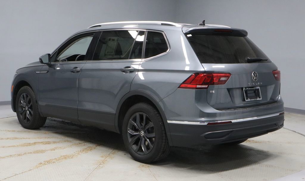 Used 2024 Volkswagen Tiguan SE image 9