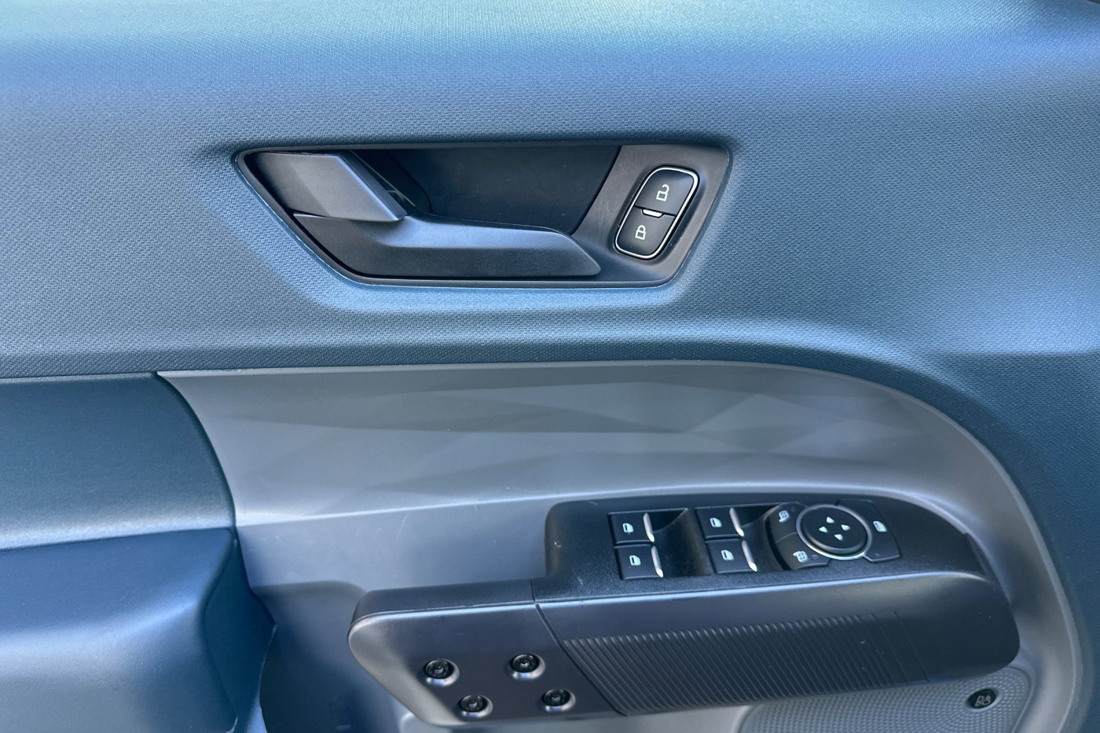 Certified 2024 Ford Maverick Lariat w/ Black Appearance Package image 11