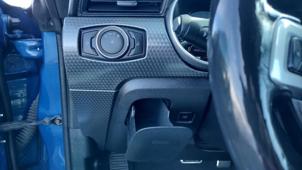 Certified 2022 Ford Mustang Premium w/ 2.3L High Performance Package image 18