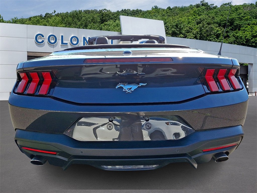 Certified 2024 Ford Mustang Convertible image 3