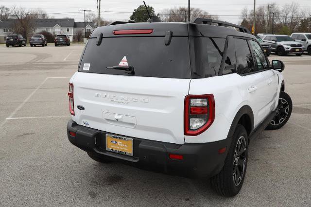 Certified 2025 Ford Bronco Sport Outer Banks w/ Outer Banks Tech Package+ AWD/4WD image 4