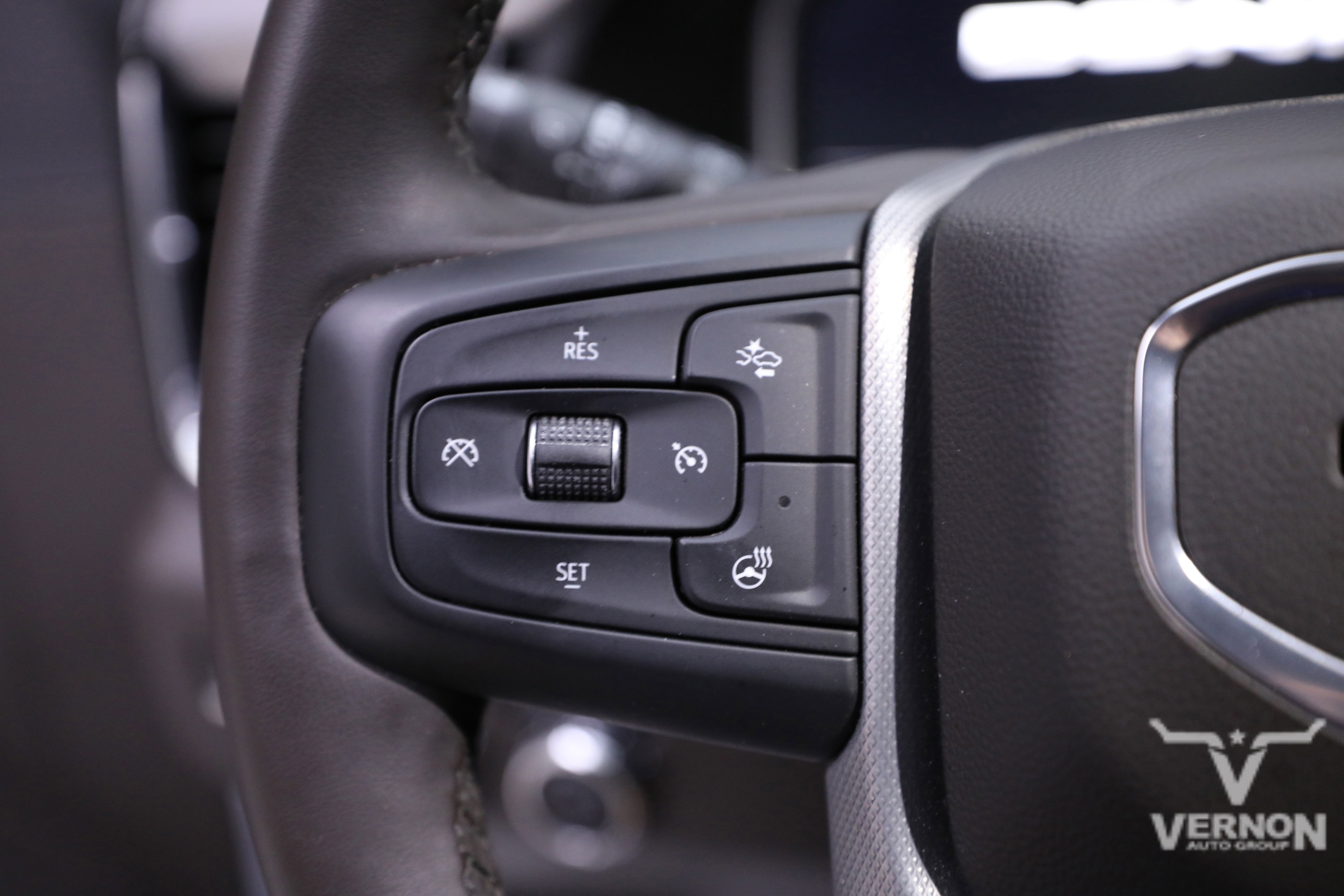 Used 2024 GMC Sierra 2500 Denali w/ Denali Reserve Package image 23