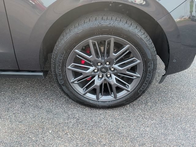 Certified 2025 Ford Expedition Max Platinum w/ Stealth Performance Package AWD/4WD image 9