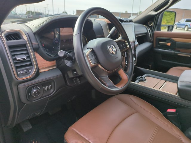 Used 2024 RAM 3500 Limited AWD/4WD image 16