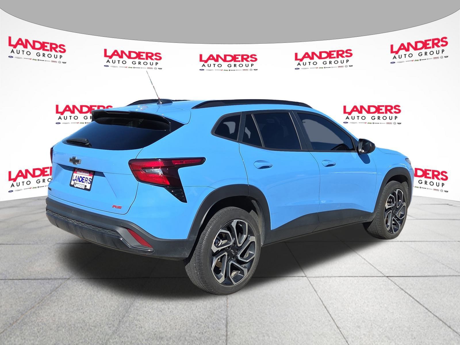 Used 2024 Chevrolet Trax RS w/ Driver Confidence Package FWD image 5