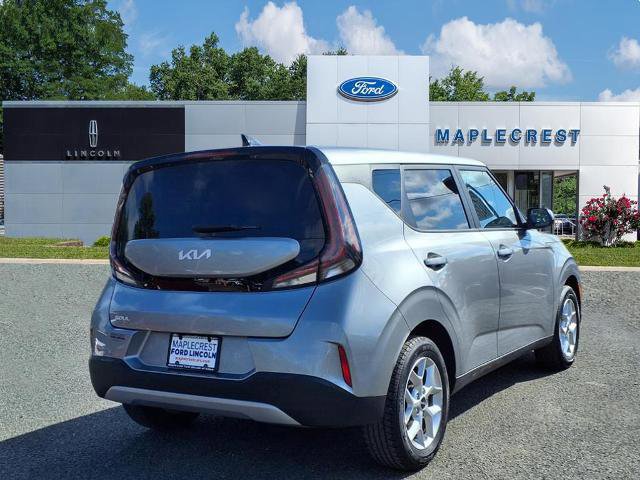 Used 2024 Kia Soul LX w/ Option Group 015 image 5