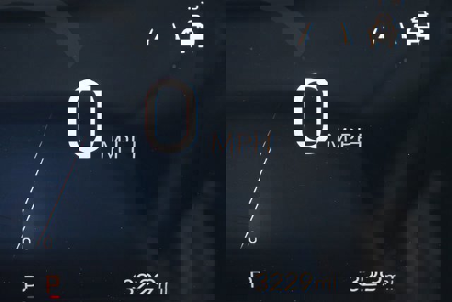 Used 2025 Buick Envista Sport Touring w/ Convenience I Package FWD image 32