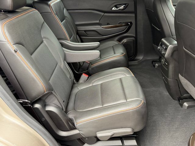 Used 2023 GMC Acadia AT4 w/ Technology Package AWD/4WD image 36