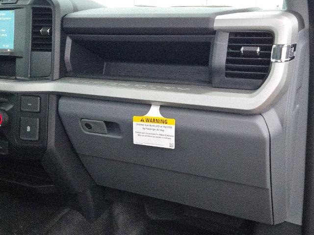 Certified 2024 Ford F250 XL w/ XL Chrome Package image 8