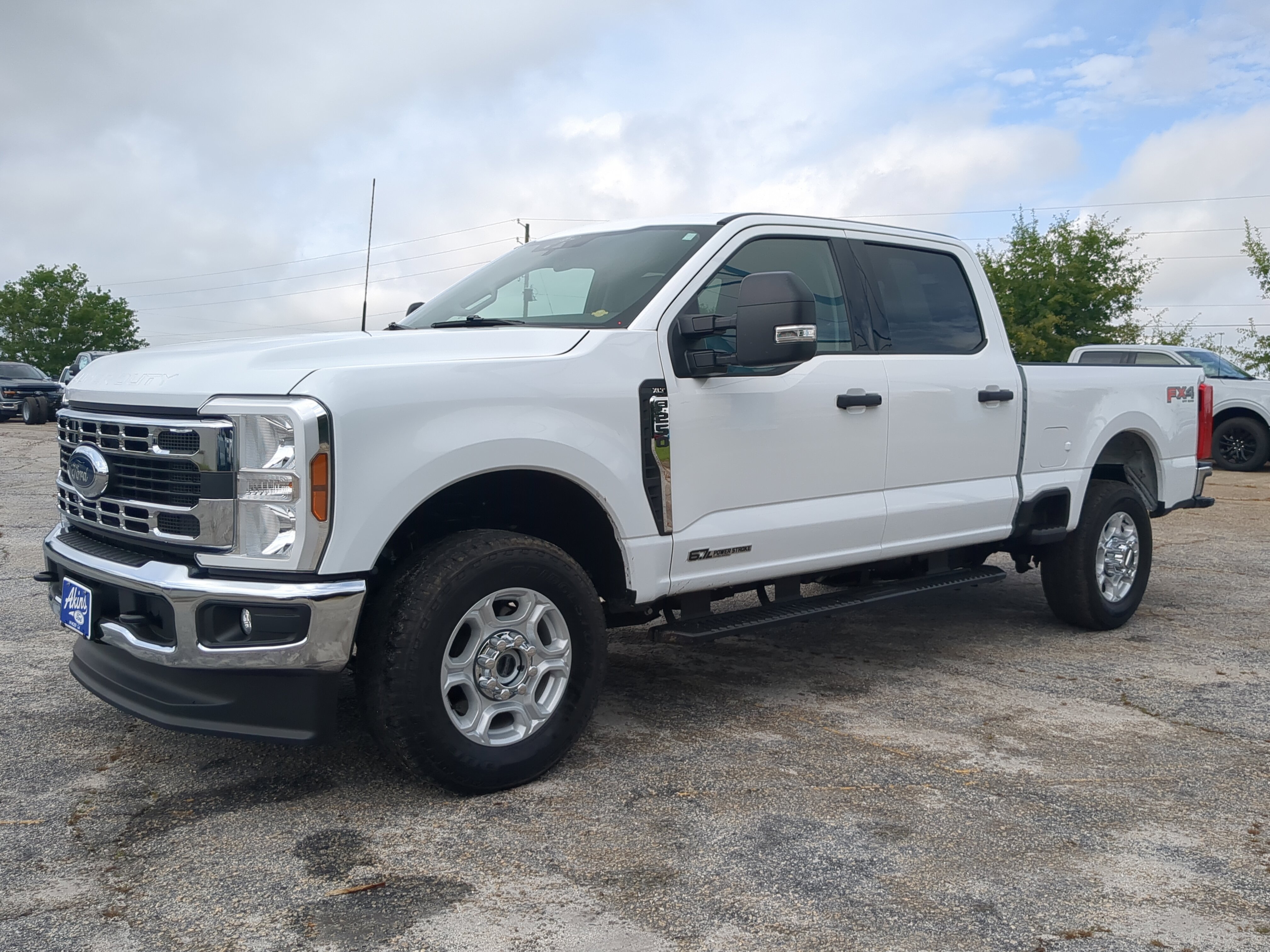 Certified 2025 Ford F250 XLT AWD/4WD image 6