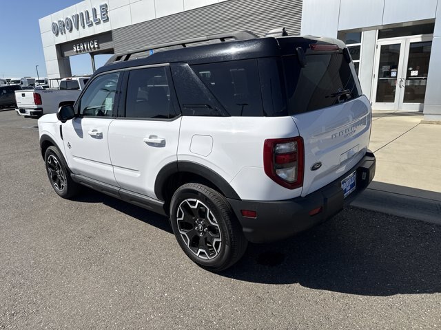 Certified 2025 Ford Bronco Sport Outer Banks w/ Outer Banks Tech Package+ AWD/4WD image 3