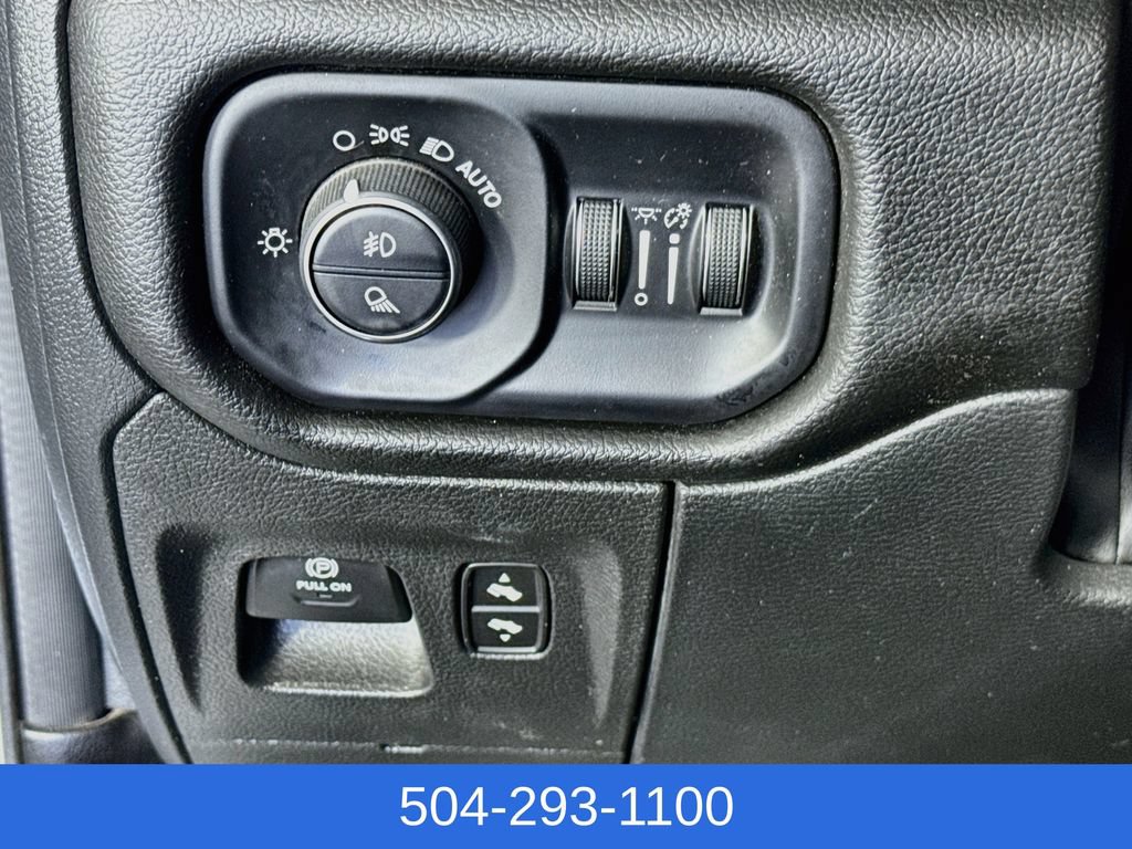 Used 2025 RAM 1500 Laramie AWD/4WD image 12