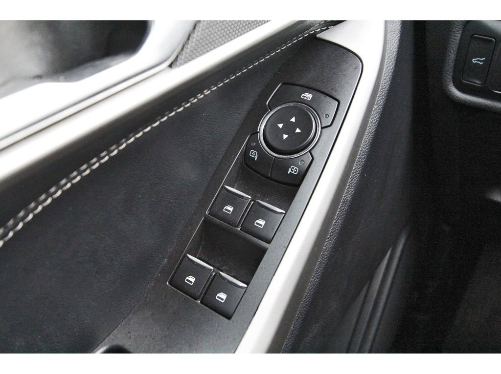 Certified 2020 Ford Explorer XLT w/ Equipment Group 202A image 21