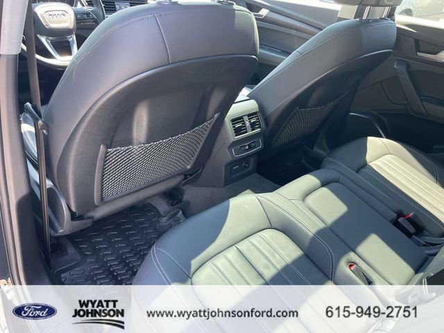 Used 2023 Audi Q5 2.0T Premium w/ Convenience Package AWD/4WD image 19
