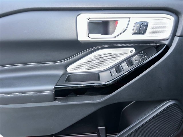 Certified 2024 Ford Explorer ST w/ Equipment Group 401A image 33