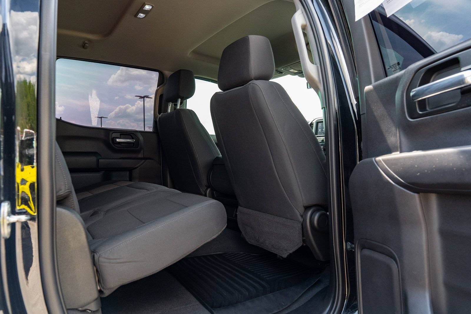 Used 2021 Chevrolet Silverado 1500 Custom RWD image 13