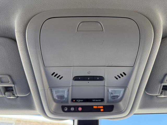 Used 2019 GMC Terrain SLT w/ Preferred Package FWD image 22