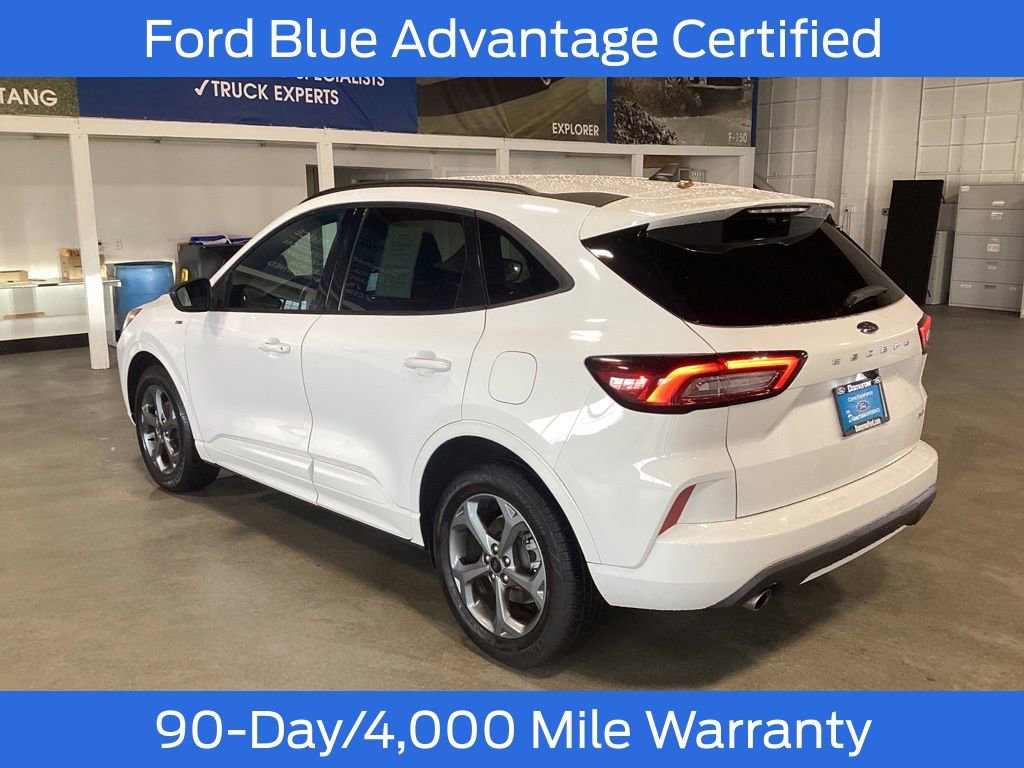 Certified 2023 Ford Escape ST-Line image 4