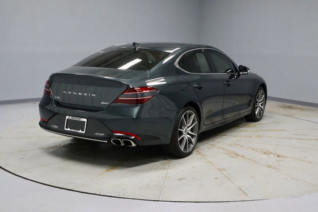 Used 2023 Genesis G70 2.0T image 5