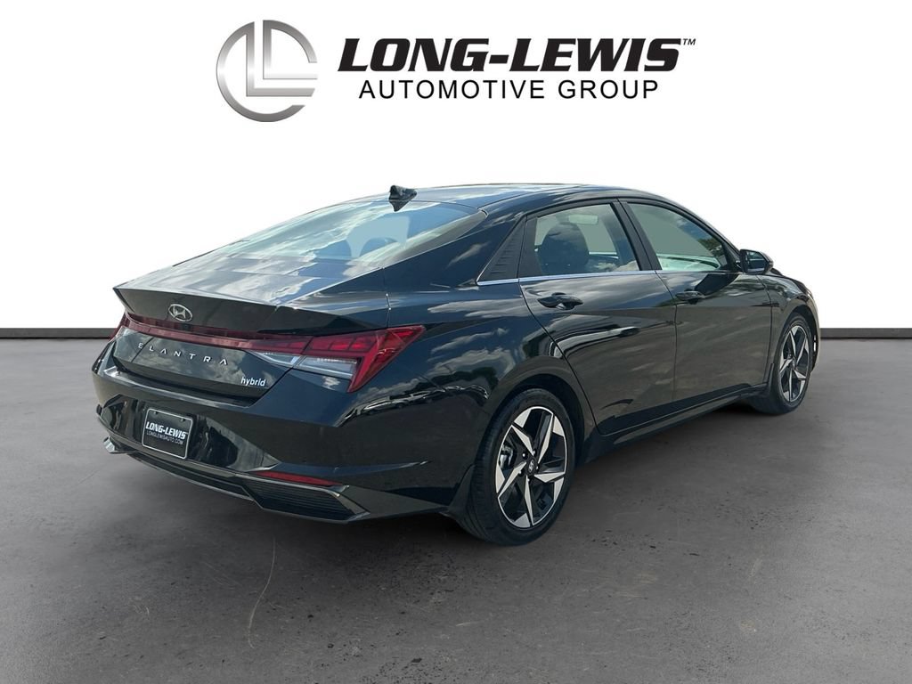 Used 2023 Hyundai Elantra Limited FWD image 7