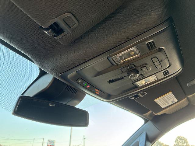Used 2023 Chevrolet Suburban Premier RWD image 22