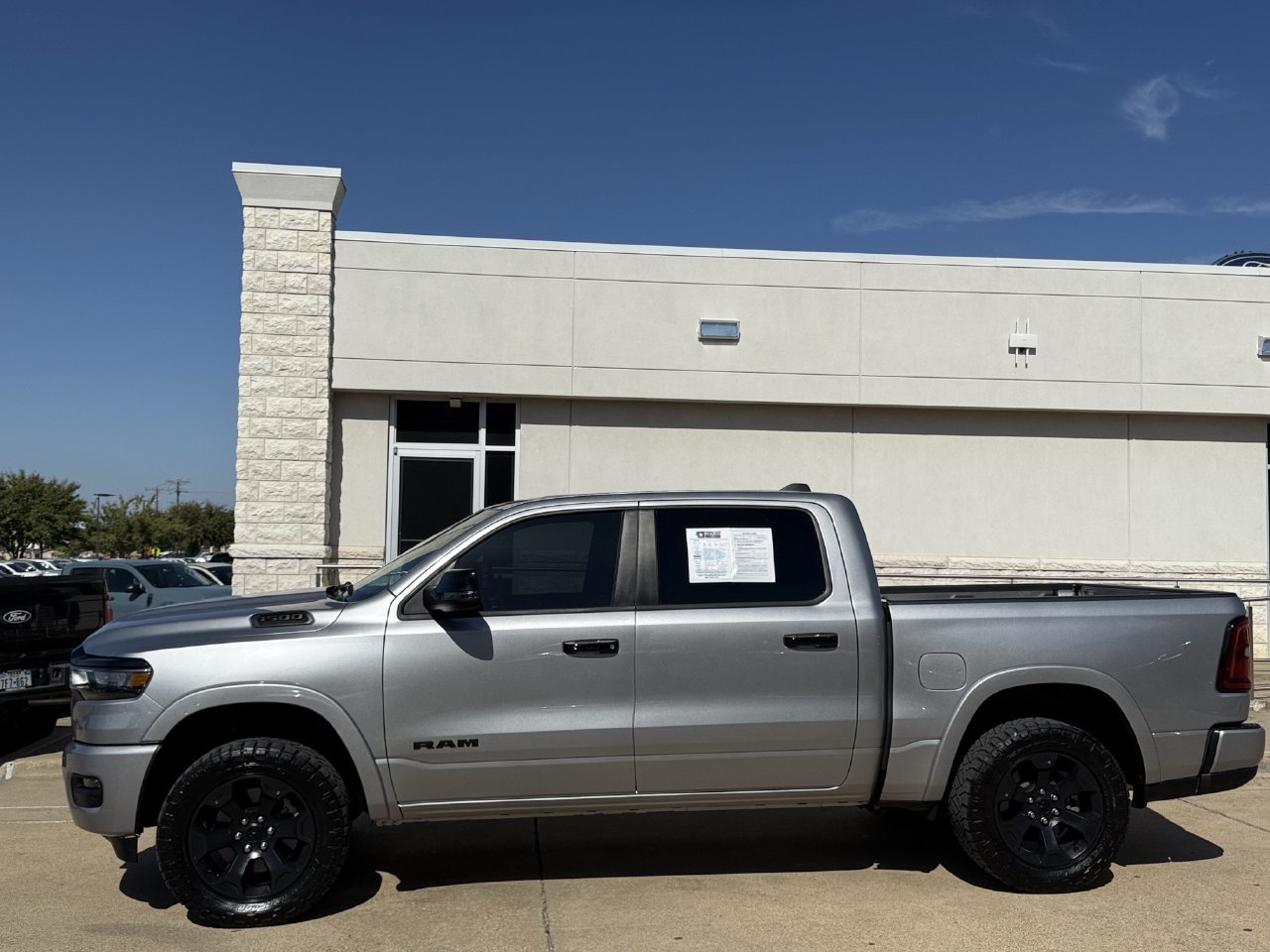 Used 2025 RAM 1500 Lone Star AWD/4WD image 3