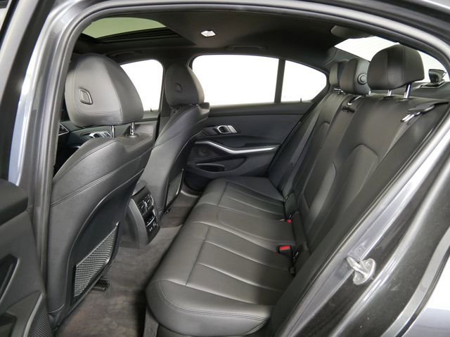 Used 2020 BMW 330i xDrive Sedan w/ Driving Assistance Package image 14