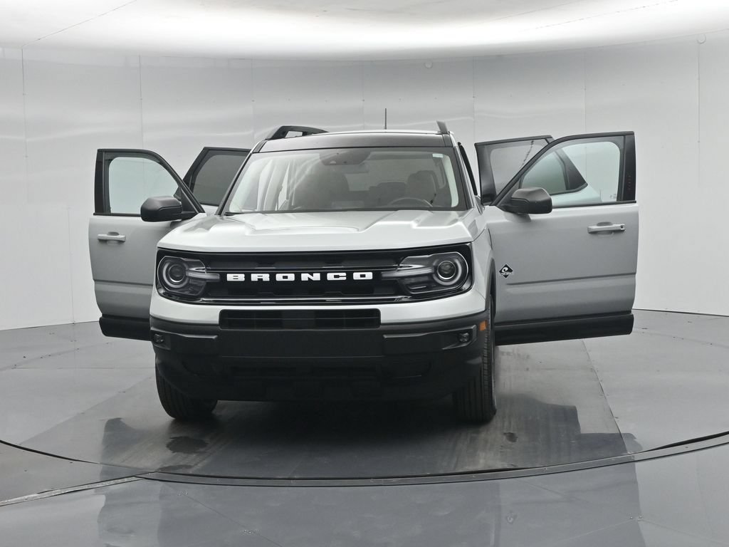 Certified 2023 Ford Bronco Sport Outer Banks w/ Tech Package AWD/4WD image 35