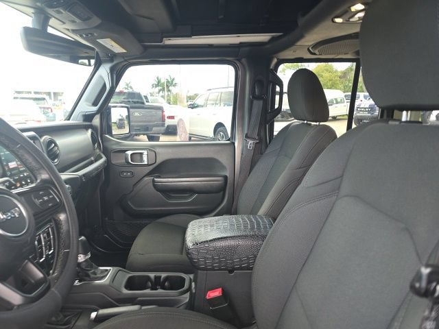 Used 2021 Jeep Wrangler Unlimited Sport AWD/4WD image 8