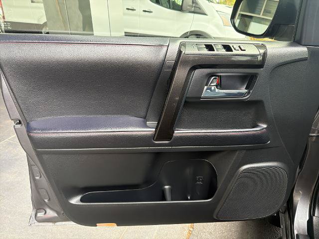 Used 2023 Toyota 4Runner TRD Off-Road Premium w/ Off Road Premium Plus Package AWD/4WD image 18