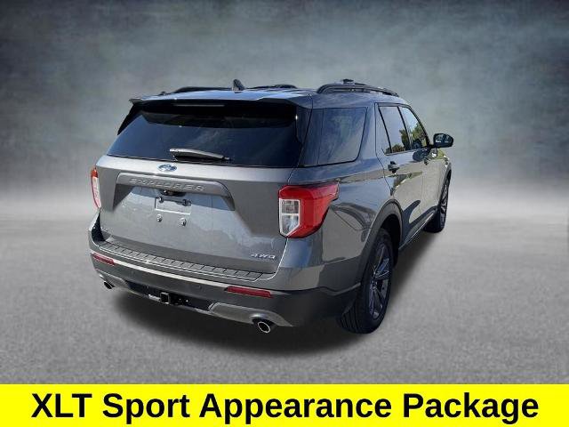 Certified 2023 Ford Explorer XLT w/ Equipment Group 202A AWD/4WD image 5