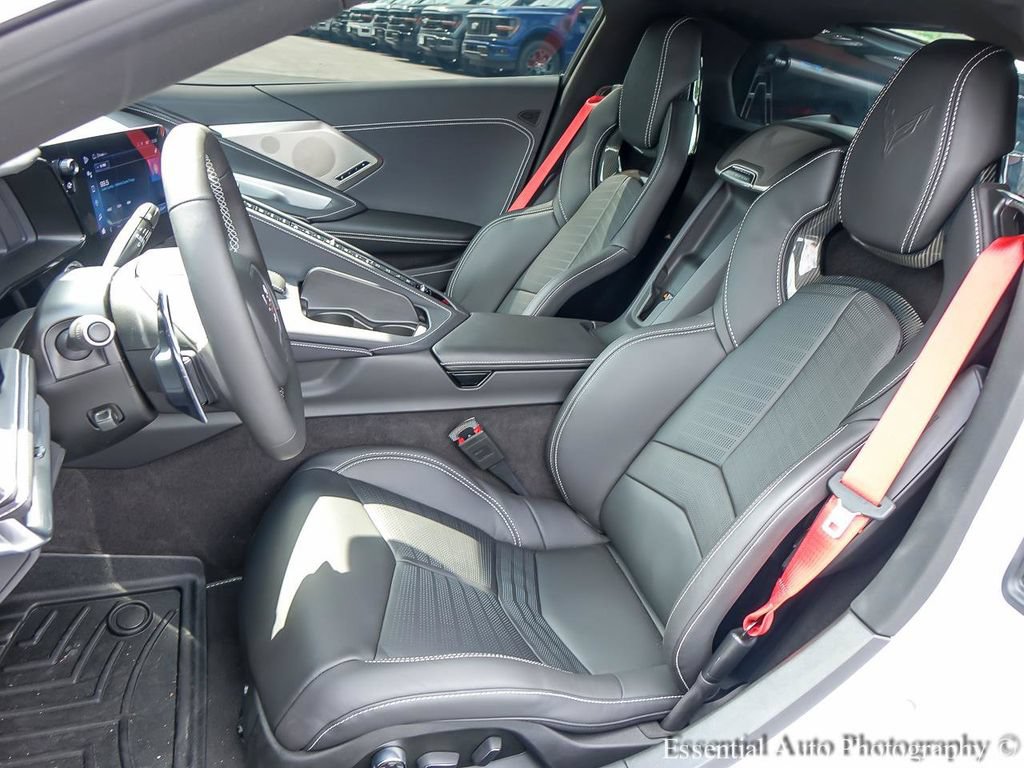 Used 2024 Chevrolet Corvette Stingray Preferred Cpe w/ Battery Protection Package RWD image 9