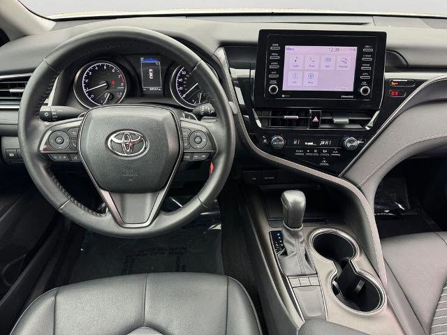 Used 2023 Toyota Camry SE image 11