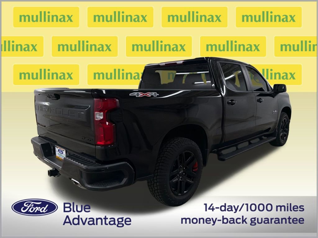 Used 2023 Chevrolet Silverado 1500 RST w/ Redline Edition AWD/4WD image 3
