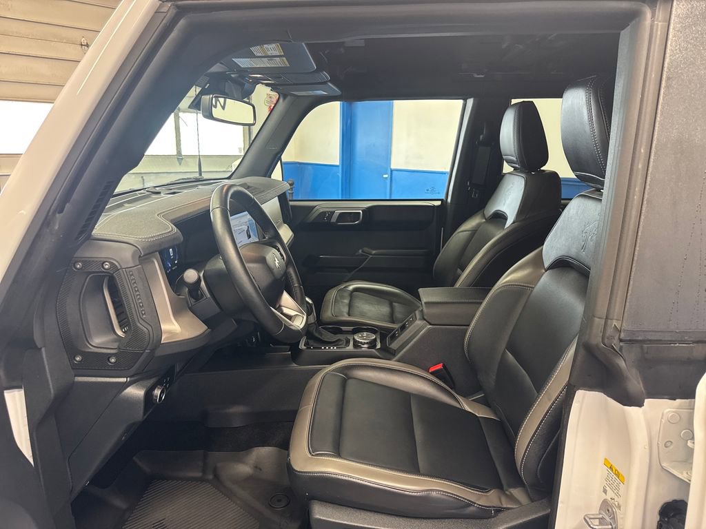 Certified 2025 Ford Bronco Outer Banks AWD/4WD image 11