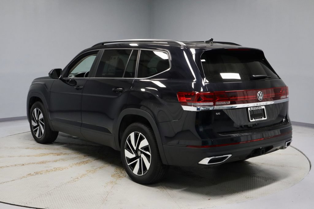 Used 2025 Volkswagen Atlas SE FWD image 10